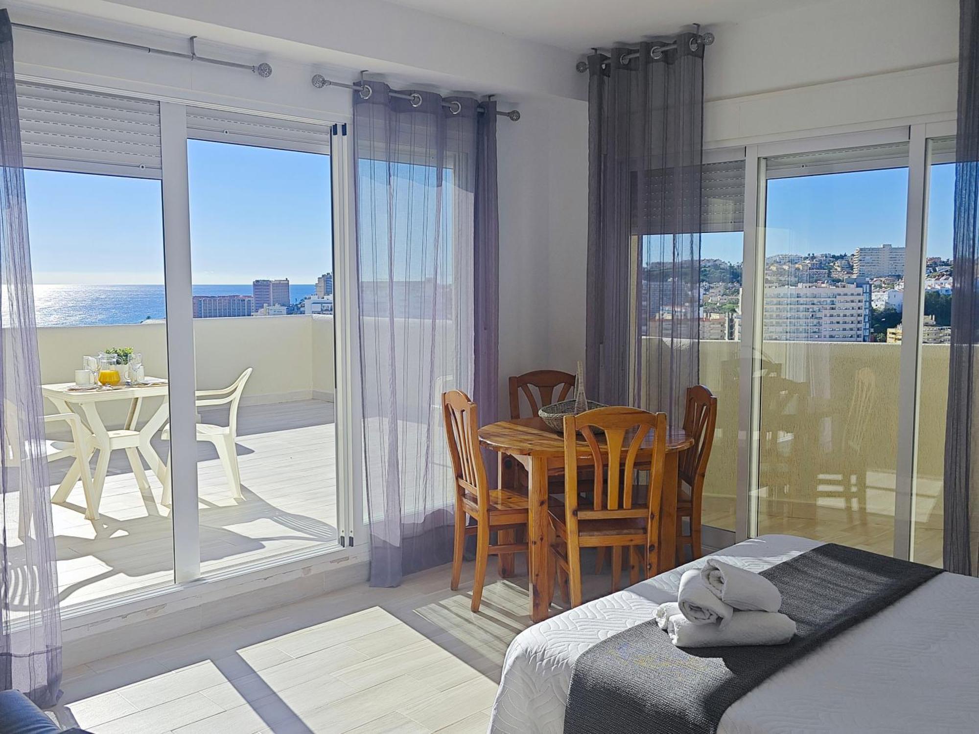 Appartement El Estudio De La Playa Benalbeach Vistas Al Mar *