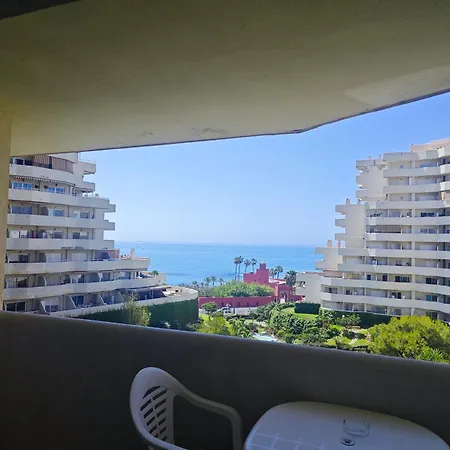 El Estudio De La Playa Benalbeach Vistas Al Mar Benalmadena Room photo