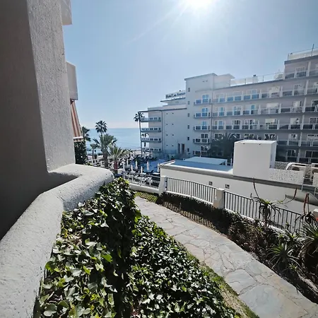 El Estudio De La Playa Benalbeach Vistas Al Mar Benalmadena Exterior photo