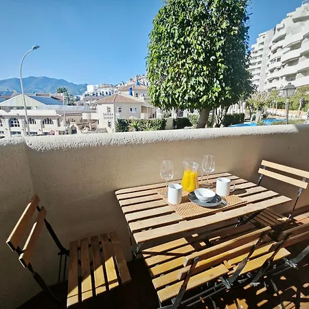 El Estudio De La Playa Benalbeach Vistas Al Mar Benalmadena Exterior photo