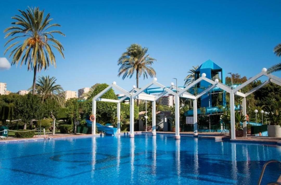 Benalbeach Holidays. Vistas Al Mar. Apartment *