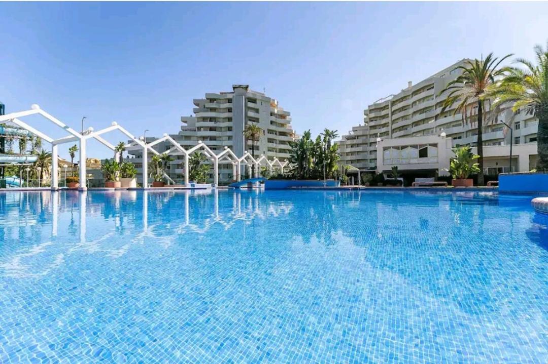 Benalbeach Holidays. Vistas Al Mar. Apartment Benalmádena
