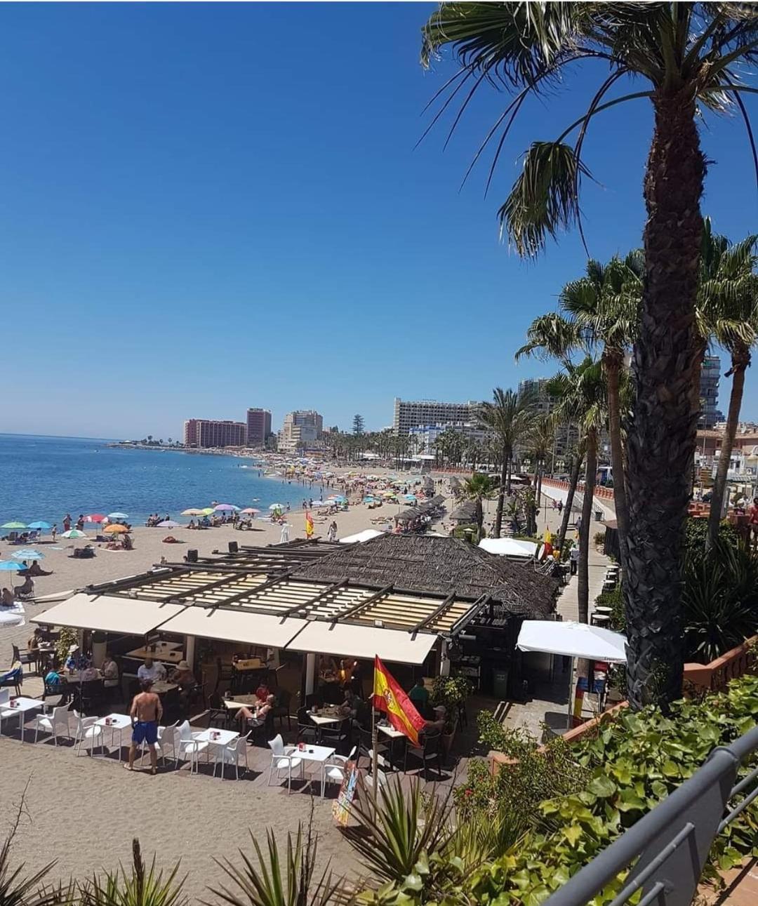 Benalbeach Holidays. Vistas Al Mar. Apartment *